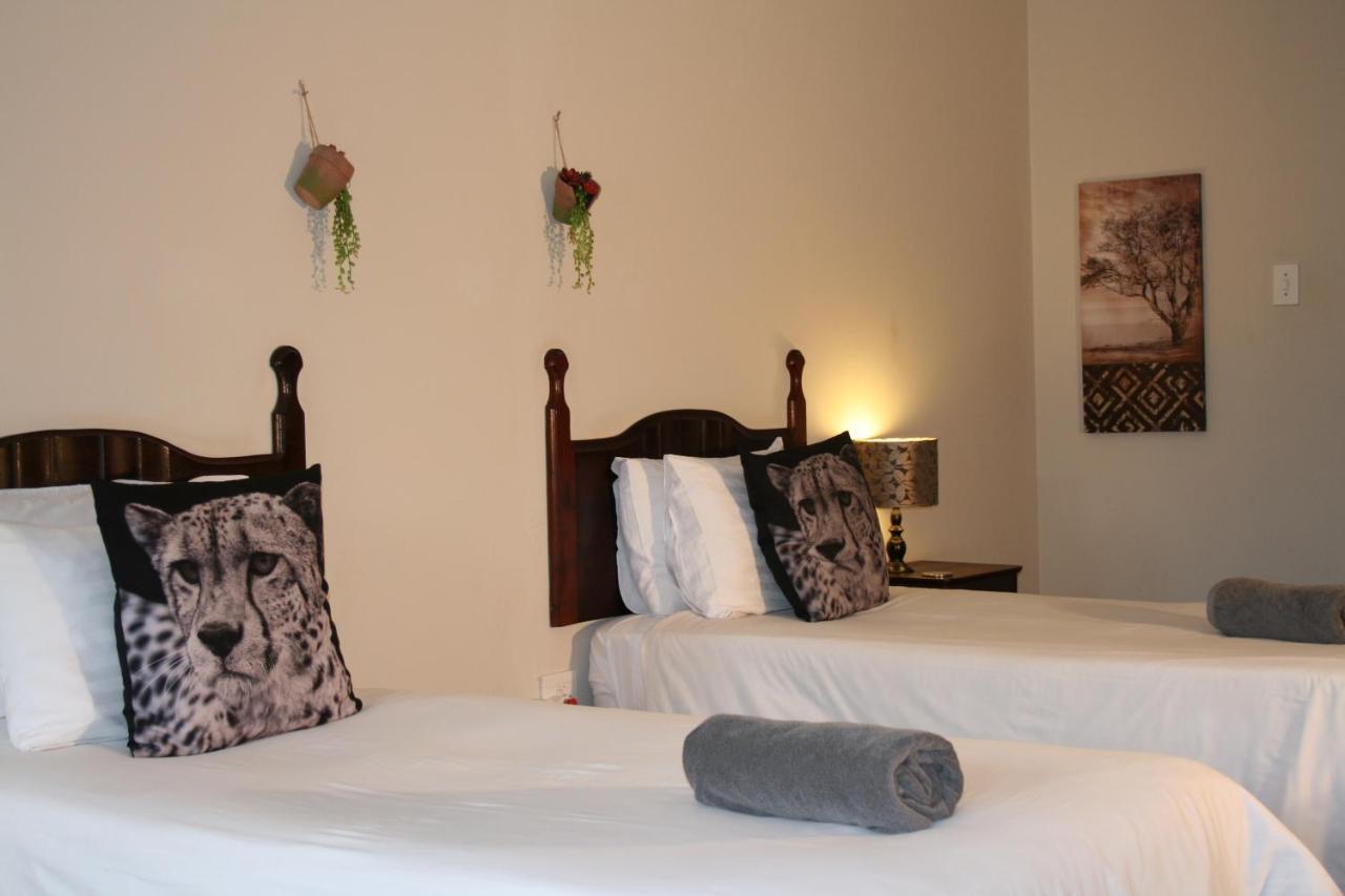 Aero Guest Lodge Kempton Park Exterior photo