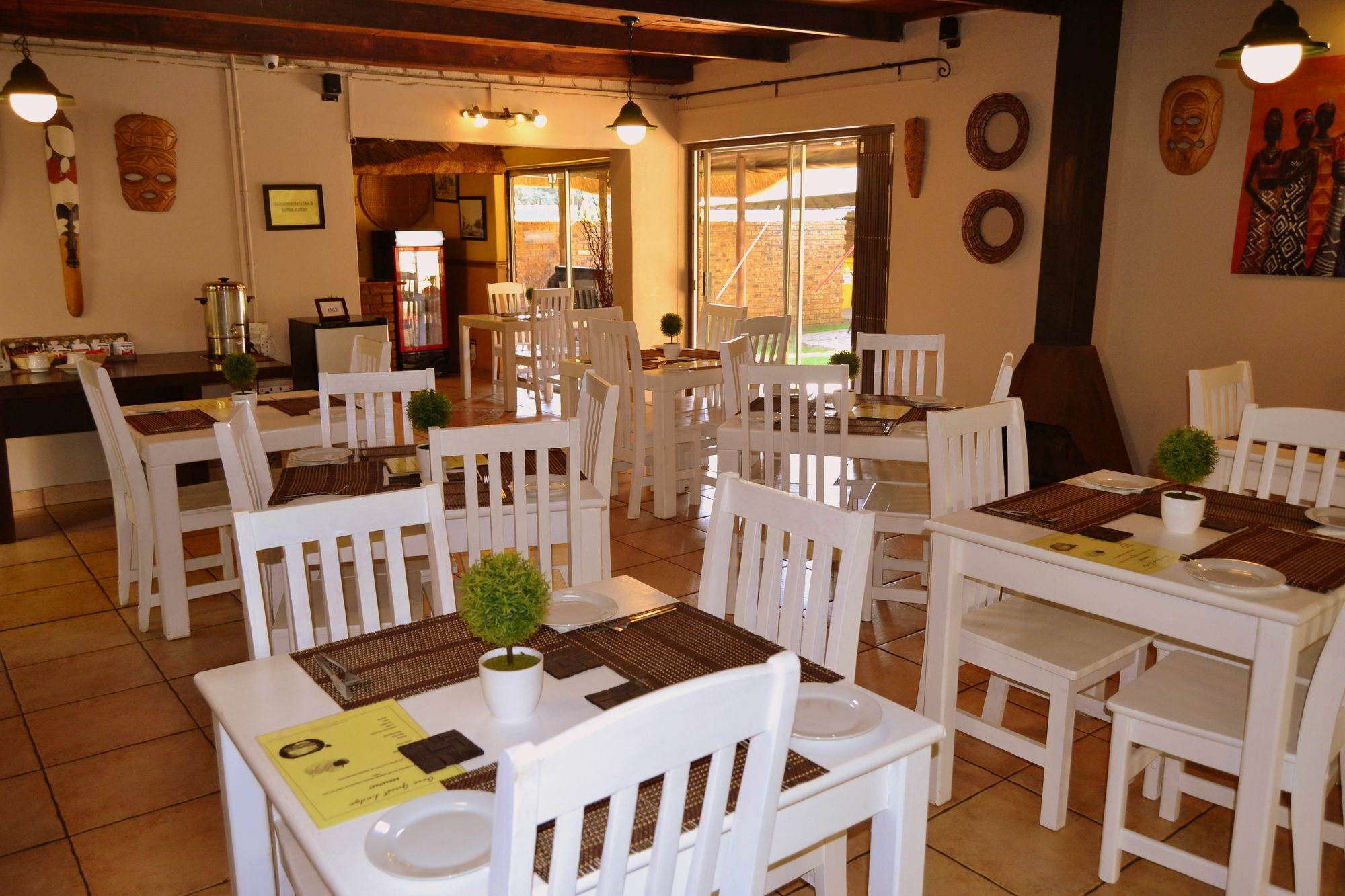 Aero Guest Lodge Kempton Park Exterior photo